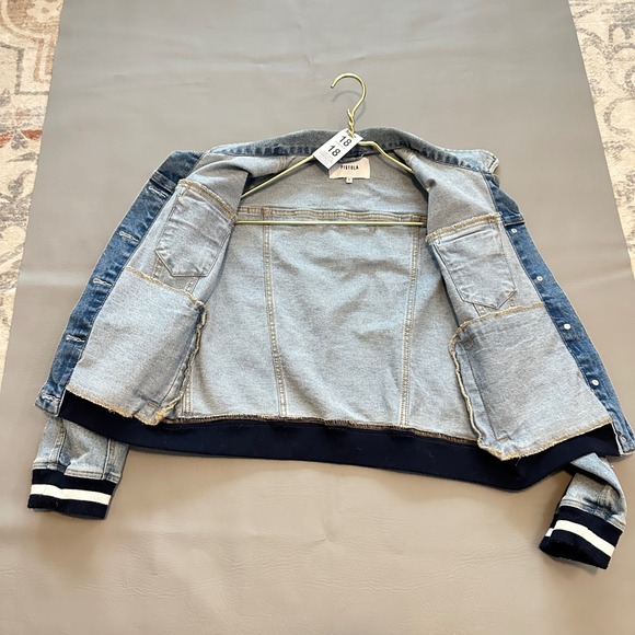 Pistola Denim Trucker Jacket Distressed Light Wash Varsity Cuffs Size L - Picture 6 of 11